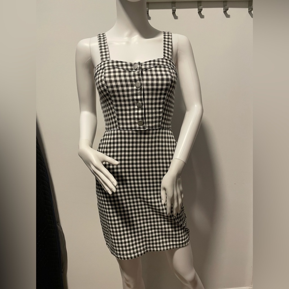 Black & White checked Dress - Picture 6 of 9